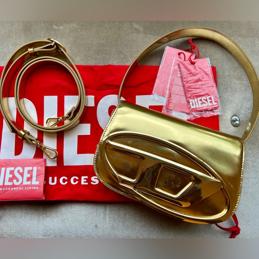 Diesel 1DR-Iconic shoulder bag in gold mirrored leather 🪞